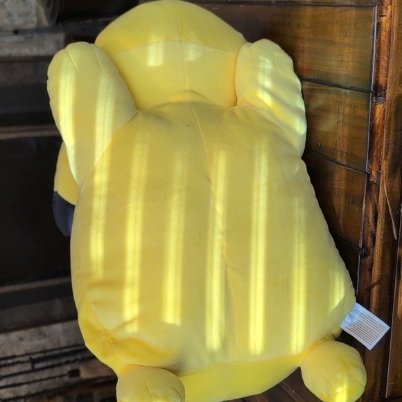 18" plush sleeping Pikachu - Picture 7 of 8